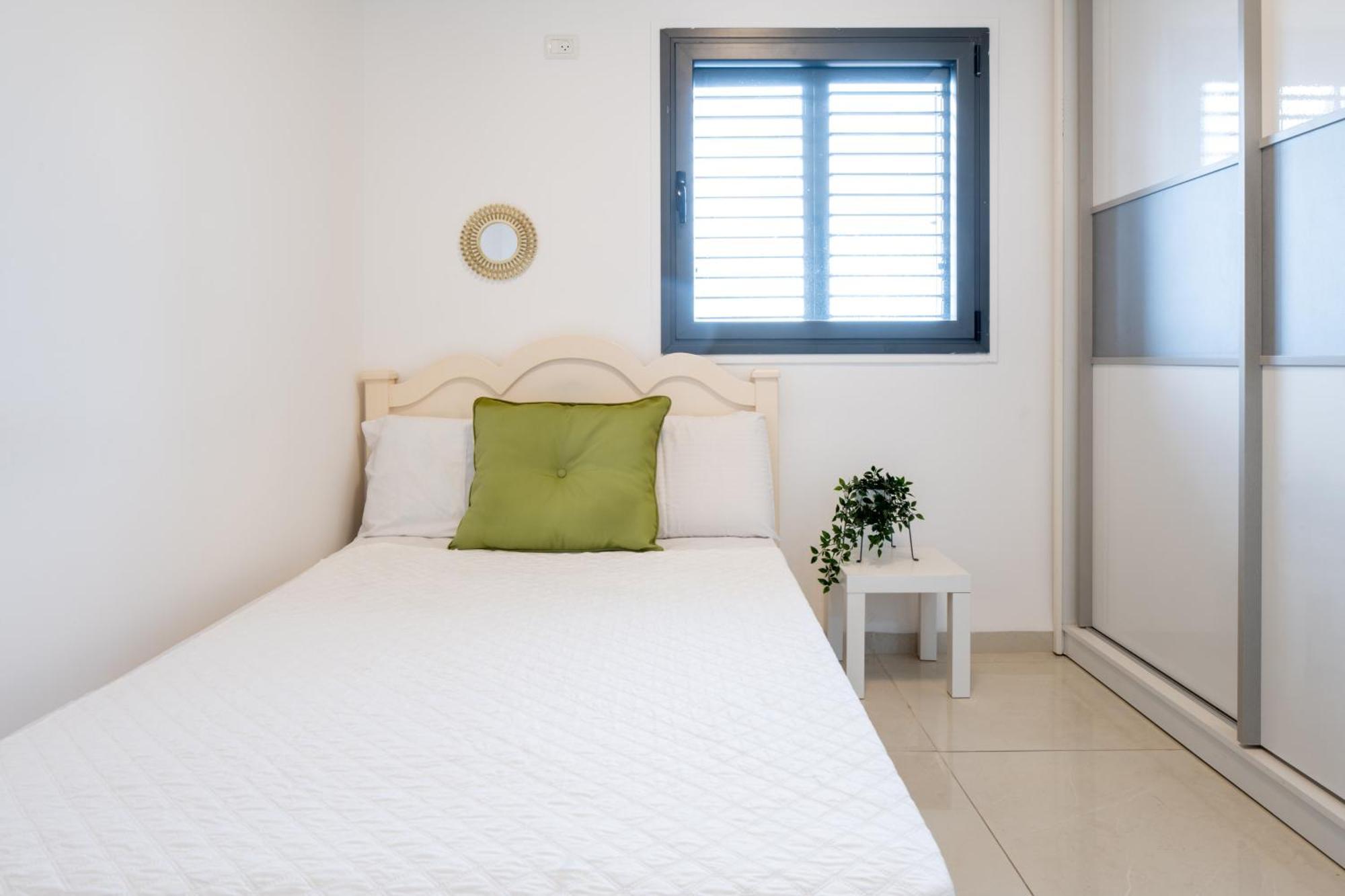 Balfour Sea View City Center Naharija Exterior foto