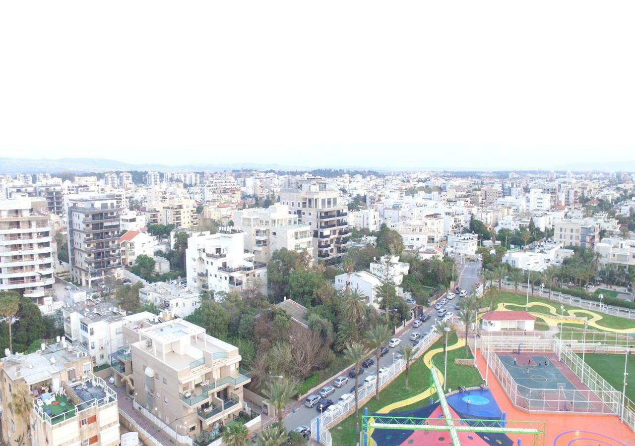 Balfour Sea View City Center Naharija Exterior foto